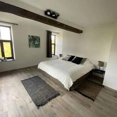 High Standard In A Beautiful Setting Close To Liege And Maastricht 珀潘斯特尔